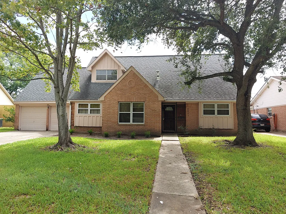 3307 Rockyridge Dr