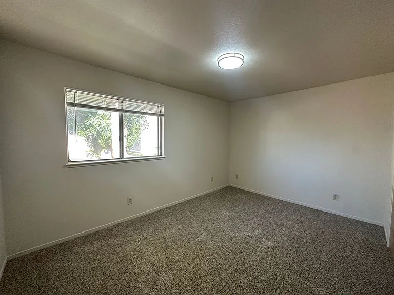 114 S Parsons Ave #G — Photo 23