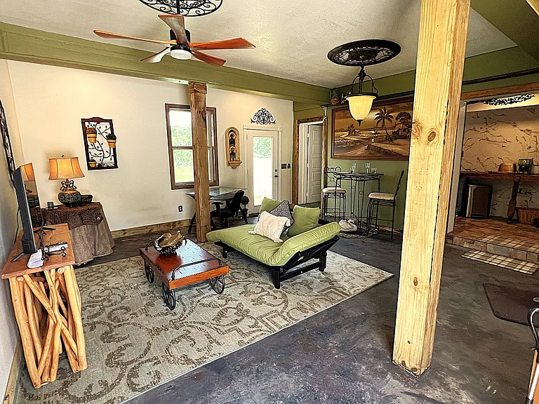 2503 River Crest Dr #1 — Photo 6