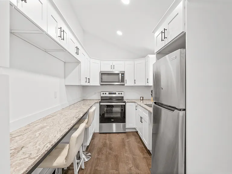 408 W Lake Dr #4 — Photo 5