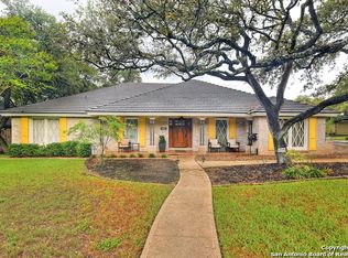 11211 Whispering Wind St, San Antonio, TX 78230