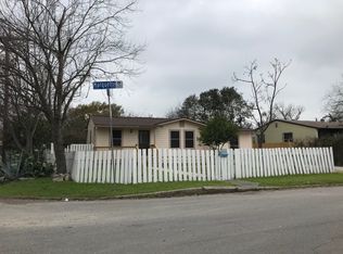 202 Marquette Dr, San Antonio, TX 78228
