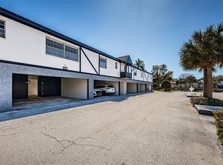 1146 King Arthur Ct APT 110, Dunedin, FL 34698