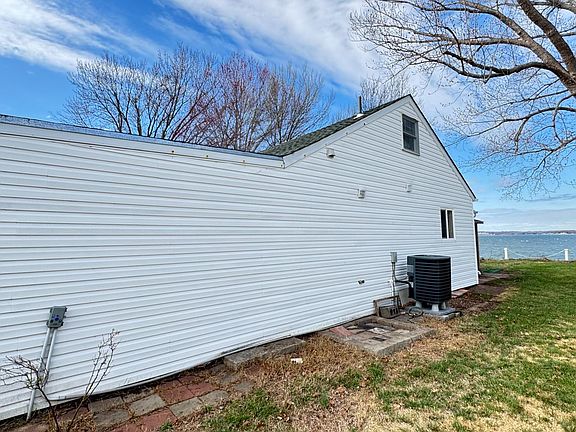 4th image of 42366 Allison Dr