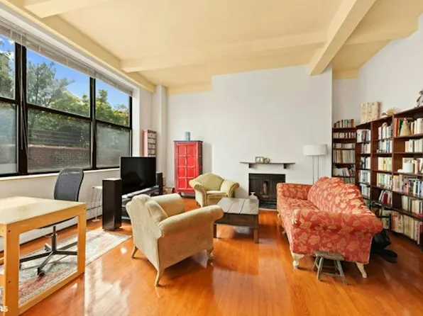 114 East 13th Street image 1 of 11