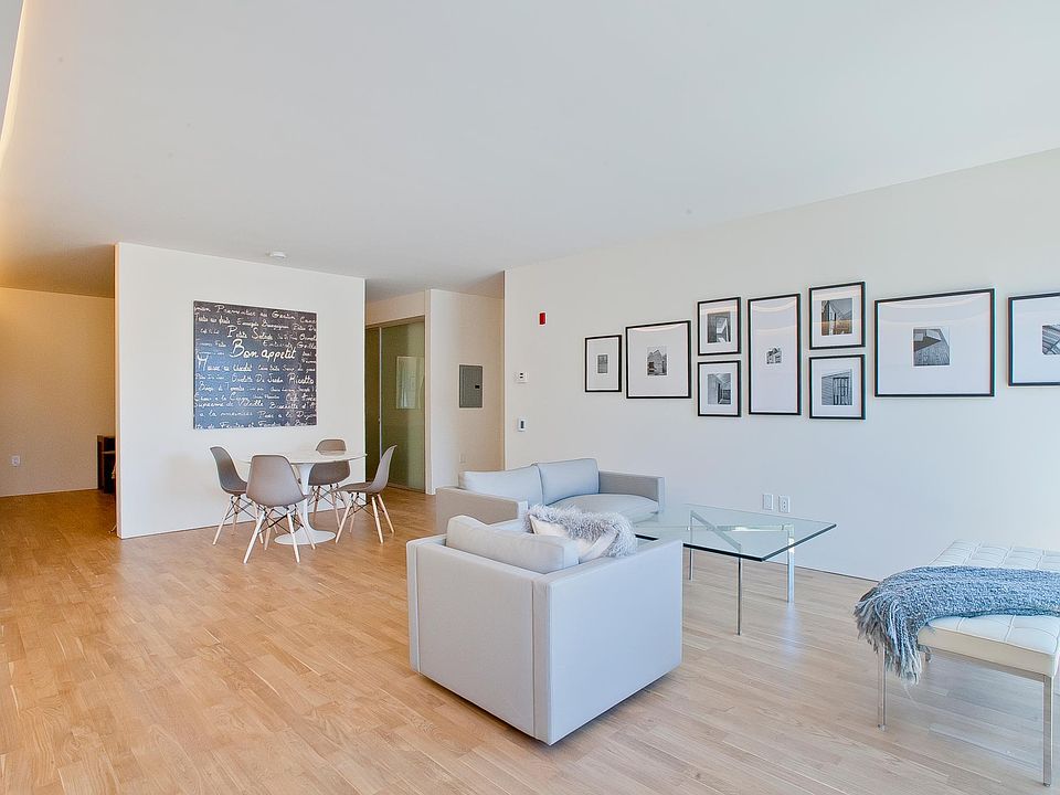 1st image of 2020 Ellis St APT 301