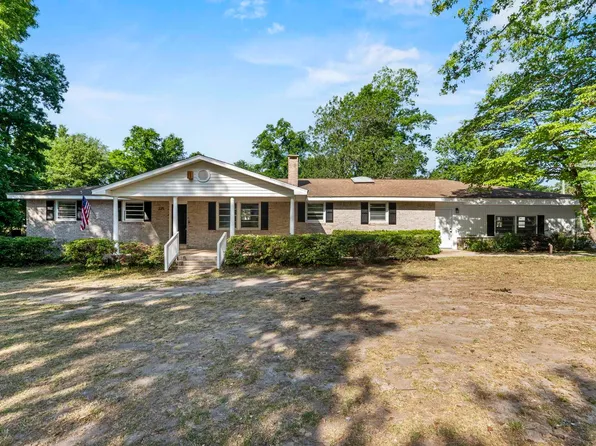 225 Hickory Forest Dr, Columbia, SC 29209