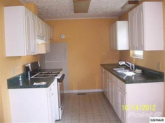 3rd image of 808 Jesstown Ln