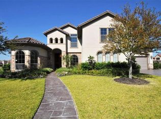 37 Sunset Park Ln, Sugar Land, TX 77479