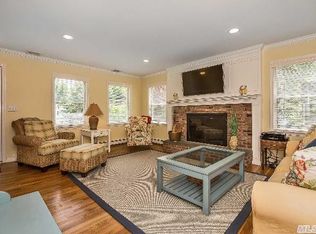 6A Mills Rd, STONY BROOK, NY 11790