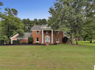 372 Coffee Dr, La Center, KY 42056