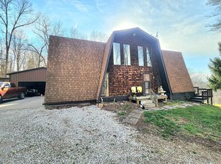 795 Keller Ln, Williamstown, WV 26187