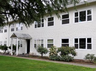 12428 NE Halsey St #1B-1BA-595SQFT, Portland, OR 97230