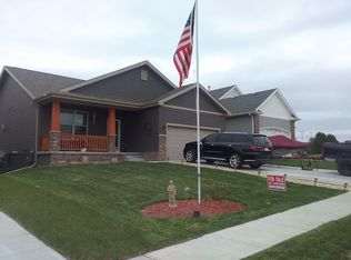 2210 Hedgeapple Rd, Plattsmouth, NE 68048