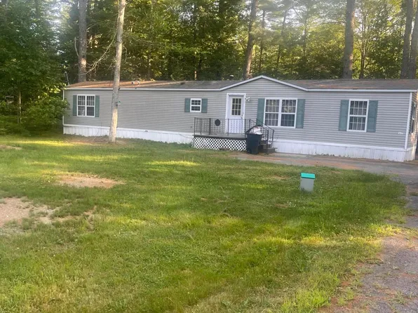 449 County Road, Milford, ME 04461
