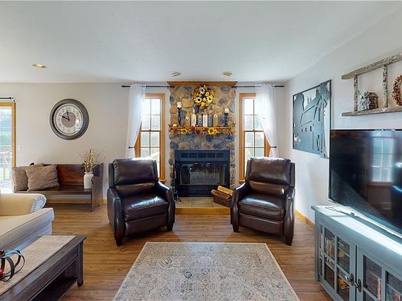 5th image of 3569 Joseph Dr