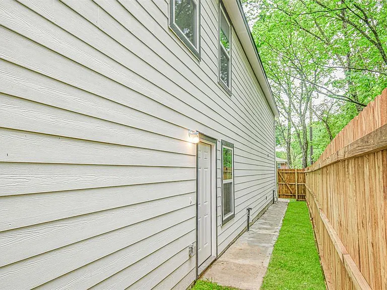 6008 Wedgefield St #A — Photo 14