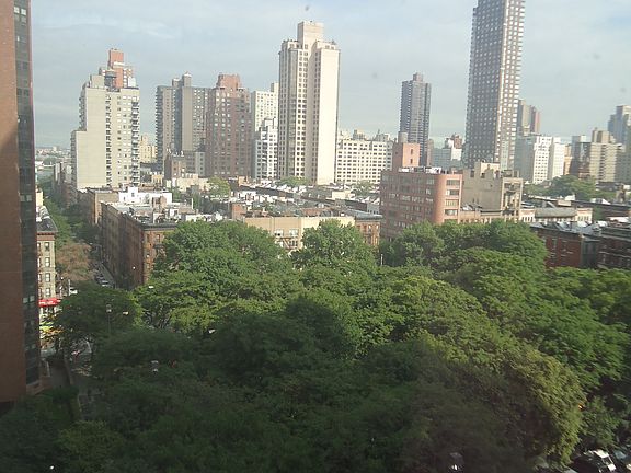 3rd image of 1641 3rd Ave APT 9C