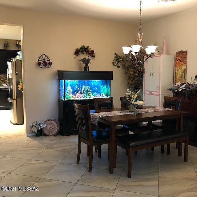 1st image of 1020 E Empire Canyon Ln
