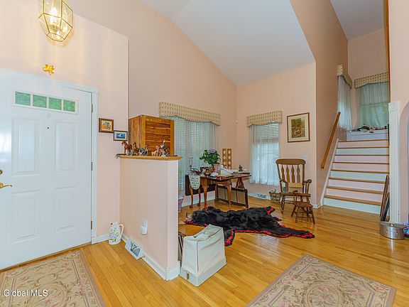 5th image of 46 Donegal Way