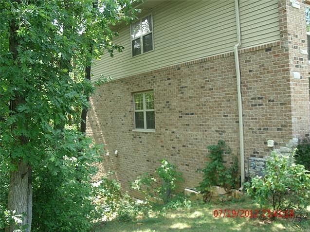 2nd image of 3511 Huntington Ter