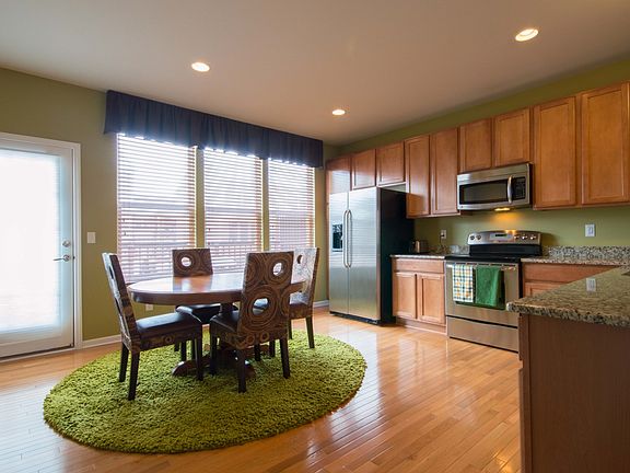 5th image of 27999 Middleton Dr #1