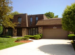 6415 Hoffman Ct, Morton Grove, IL 60053