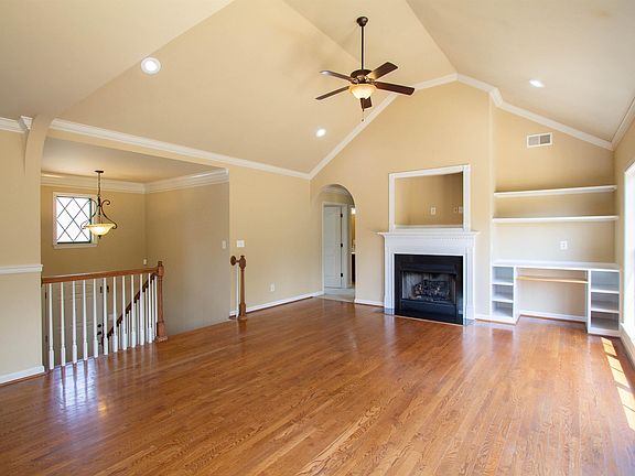 5th image of 149 Eagle Cove Dr