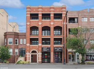 3330 N Ashland Ave APT 1, Chicago, IL 60657