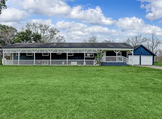 12130 2nd St, Dickinson, TX 77539