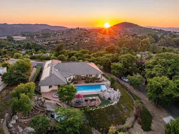 12465 Palos Tierra Rd, Valley Center, CA 92082