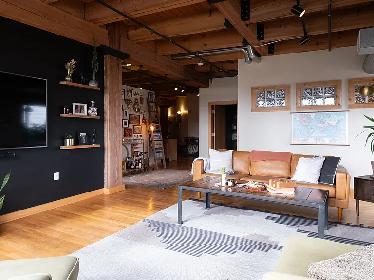 413 N 2nd St #310 — Photo 14