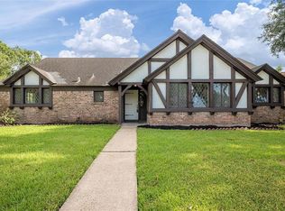 5703 Warm Springs Rd, Houston, TX 77035
