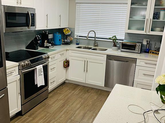 4th image of 3105 Black Oak Ct