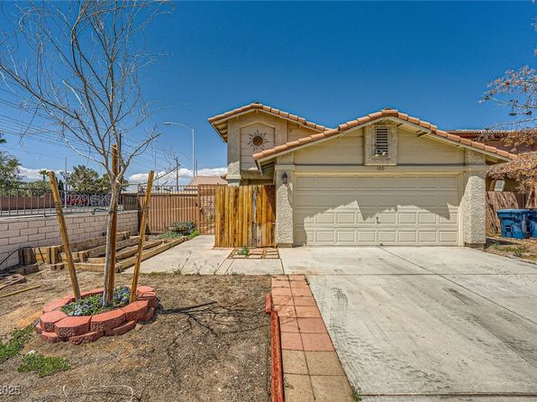 100 Underhill Ct, Las Vegas, NV 89145