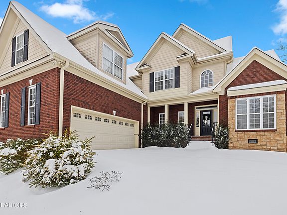 2nd image of 7012 Shady Knoll Ln