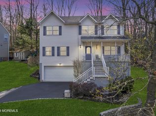 26 Grand Tour, Highlands, NJ 07732