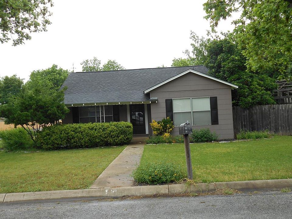 1st image of 518 Josephine St