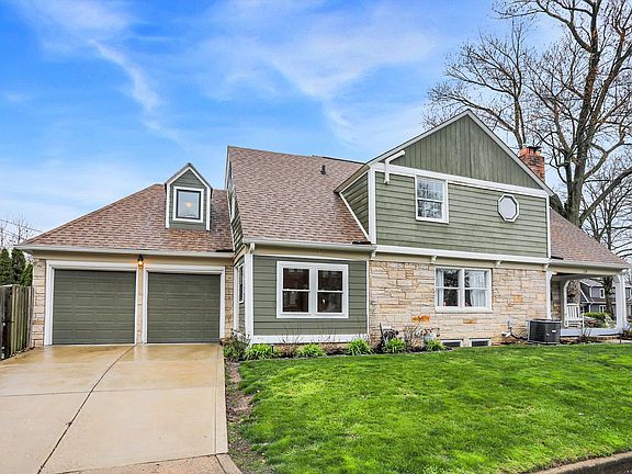 2nd image of 239 Buckingham Dr