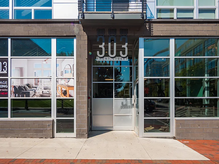 303 Front St — Photo 19