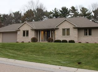 4666 Seminole Trl, Green Bay, WI 54313