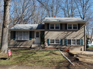2 Windsor Rd, Gibbsboro, NJ 08026