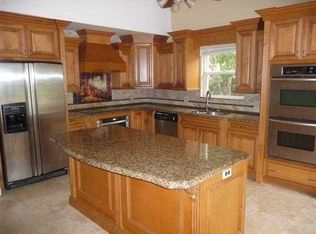 5914 Whirlaway Rd, Palm Beach Gardens, FL 33418