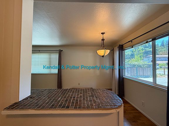 5th image of 5580 Washington Way