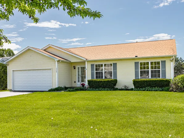 3307 Wembley Dr, Zion, IL 60099
