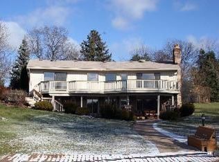 2543 Tampa Dr, Wolverine Lake, MI 48390