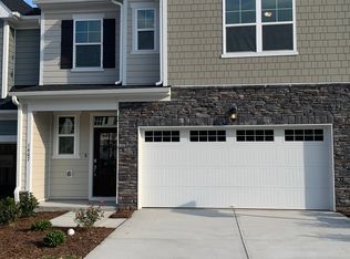 1607 Starlit Sky Ln, Cary, NC 27519
