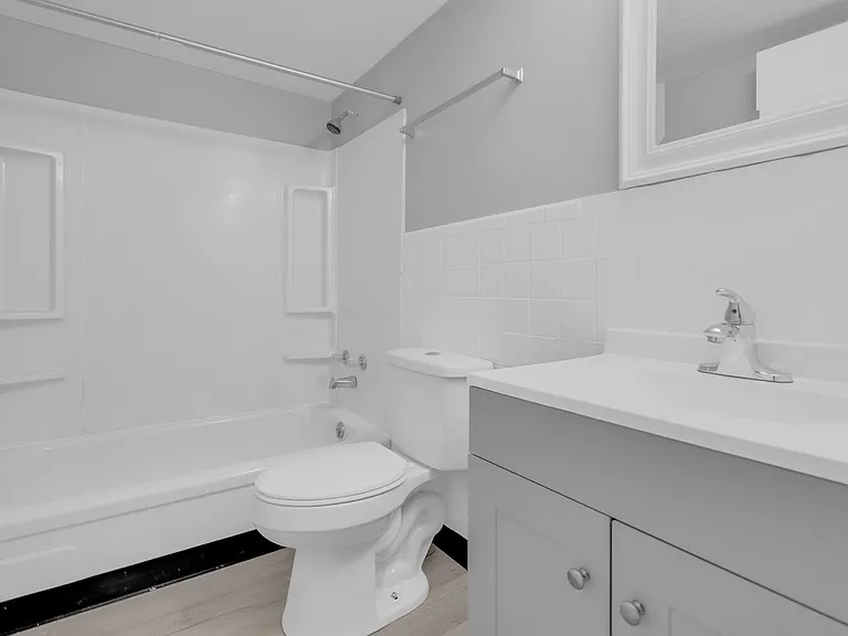 3700 Chateau Ln — Photo 13