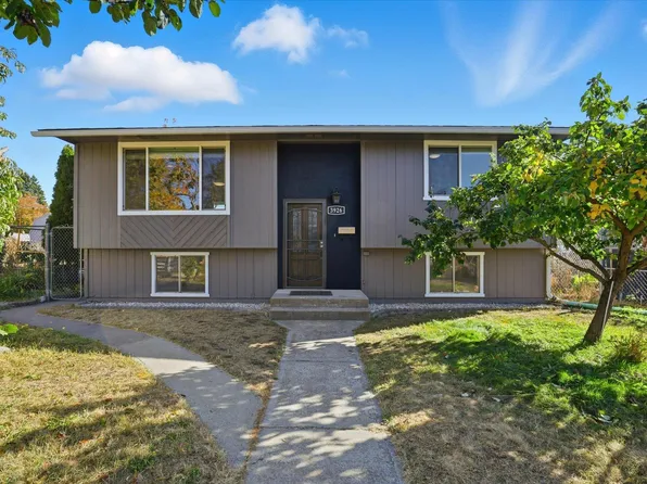 3926 N Magnolia St, Spokane, WA 99207