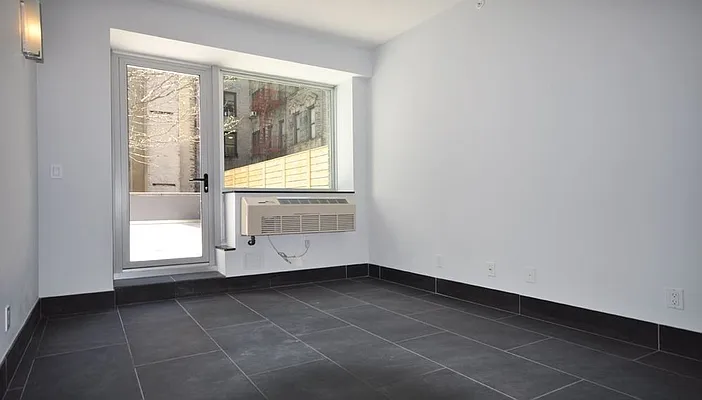 Rented by REAL New York | media 27